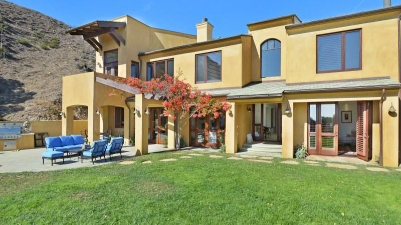 Malibu Country Estates homes for sale